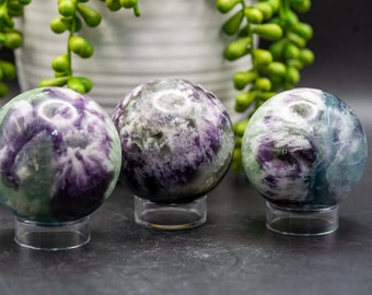 Fluorite Sphere - Snowflake 2&quot;