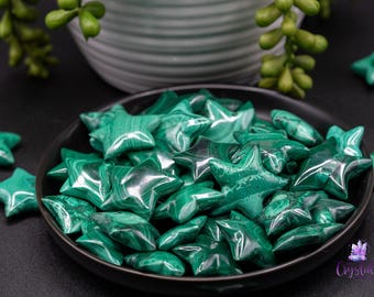Sculpture en forme d'étoile en malachite