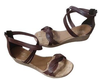 Toe strap leather sandals, ankle cross strap sandals