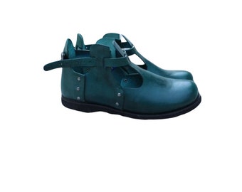 Leather women ankle boots, green handmade flat shoes