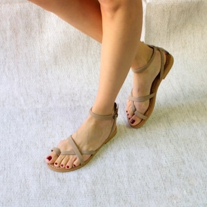 Toe ring criss cross strap handmade sandals, ankle strap sandals, slides sandals