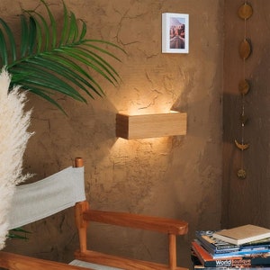 Wooden Sconce Lamp, Oak Wall Lamp as a Farmhouse Decor
