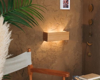 Wooden Sconce Lamp, Oak Wall Lamp as a Farmhouse Decor