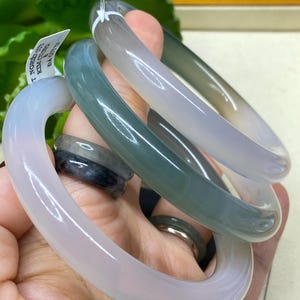 Chalcedony Agate gemstone bangle, Agate bangle bracelet, high quality gemstone (inner diameter: 60.8MM/2.38”)#132347