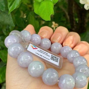 Jadeite Jade Bead Bracelet: Natural Violet, White & Green Gemstone