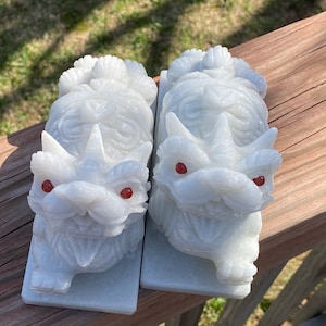 Pair of Pixiu White stone&crystal composite hand carved, very nice cut, Fengshui statue bring Wealth, prosperity,Luck (L:15cm,6lbs)