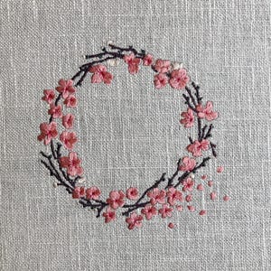 Körsbärsblomskrans / Blommonogram / 6 storlekar / Maskinbroderi / Direkt nedladdning