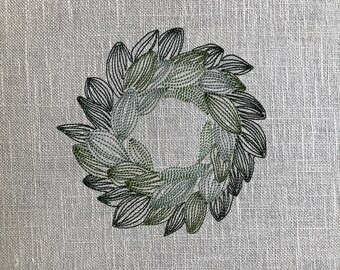Disegno per ricamo a macchina "Contorno con disegno botanico" in 5 misure