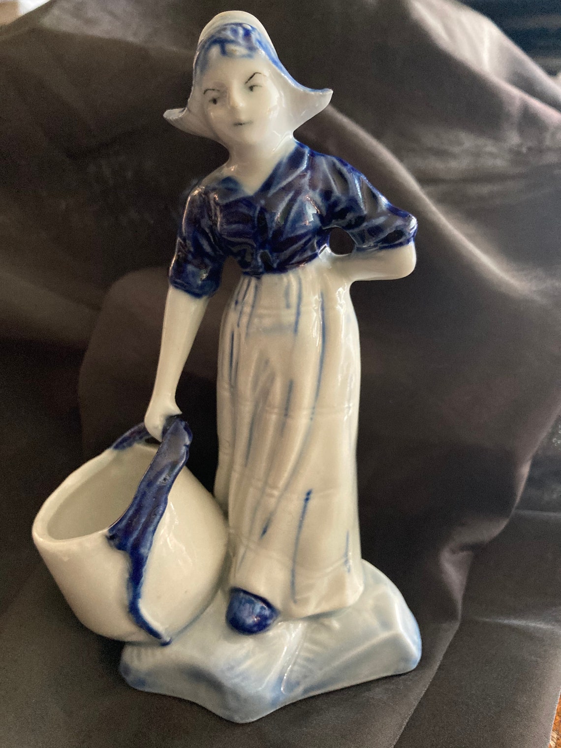 FIGURINE VINTAGE GERMAN Porcelain Blue and White Figurine Etsy