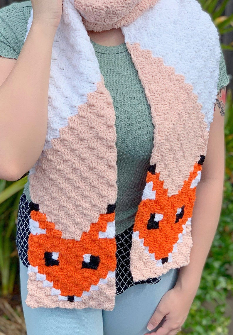 Crochet Pattern Red Fox & Bandit Fox Scarf, C2C fox scarf pattern, 2 patterns 2 sizes included, kids scarf, winter scarf, pdf download image 4