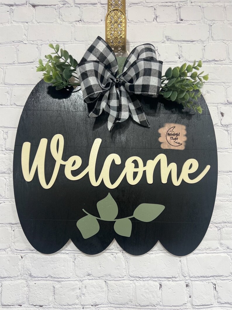 Faux Shiplap Pumpkin Door Hanger SVG, Hey Pumpkin Svg, Welcome Pumpkin ...