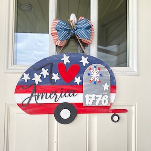 USA Camper, 4th of July Door Hanger, Let the freedom ring, USA, United States Vintage Camper, I love America, America laser cut file, Svg