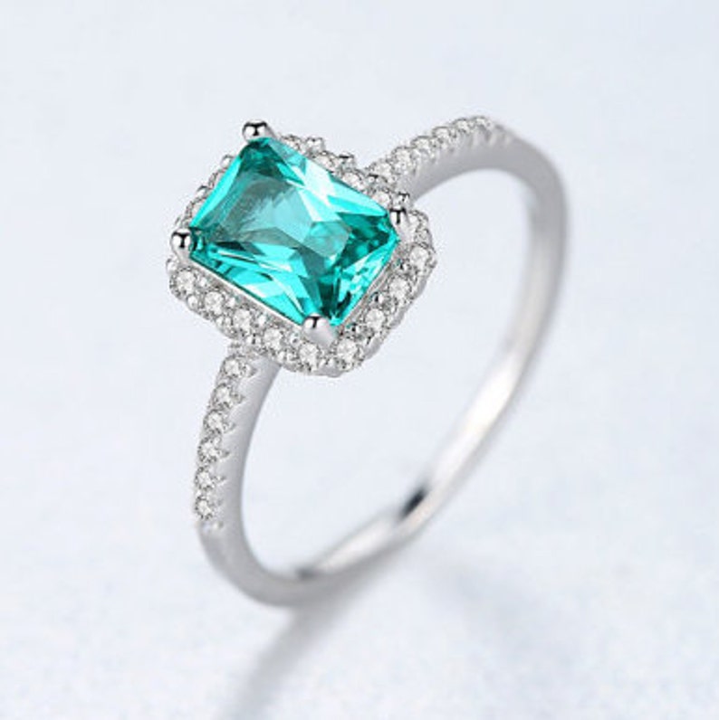 Emerald Ring925 Sterling Silver RingLab Created Emerald RingRingsAnniversary GiftGiftBridesmaid GiftGift for Women