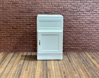 Rare vintage style white wooden cooler with opening top and front door. 1/12 scale for Dolls House. 11013.