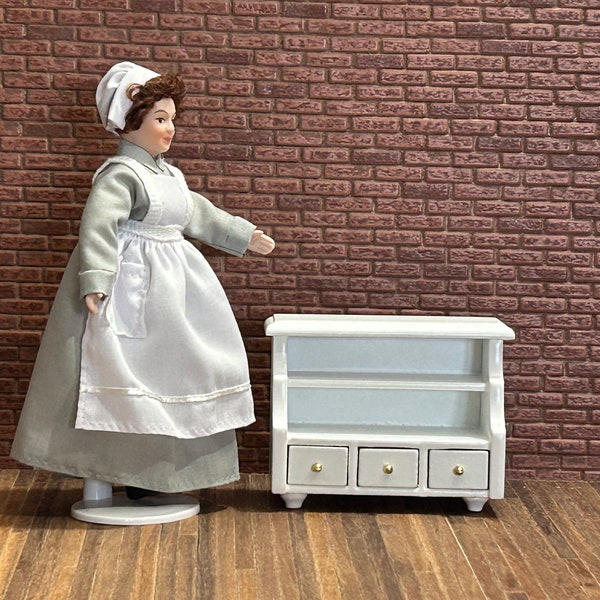 Practical small bathroom storage unit, white lacquered, 1 shelf and 3 functional drawers, old style. 1/12 scale for Dollhouse. 14513.