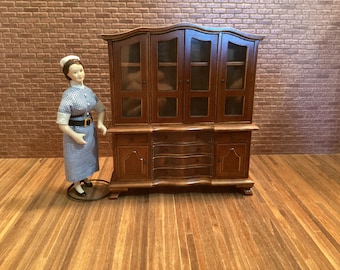 Glass-fronted buffet with a curved antique style and multiple storage compartments for dishes, cutlery, tablecloths, etc. 1:12 scale 21601