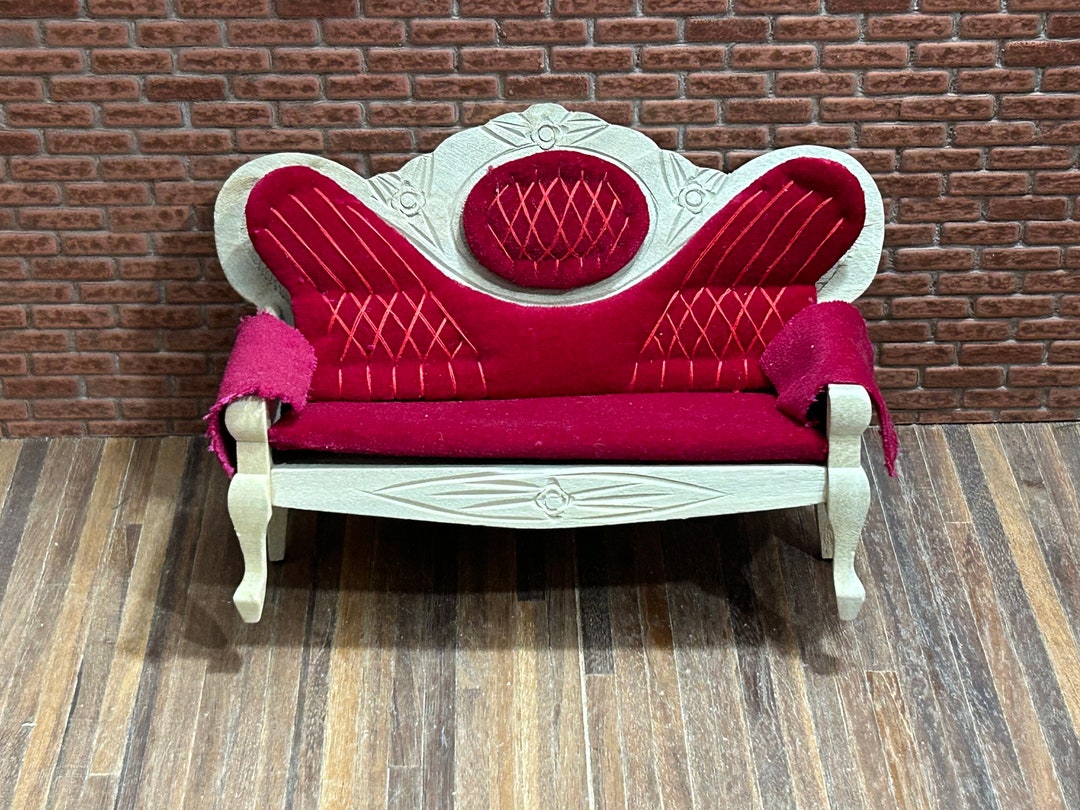 RARE Antique Style Sofa in Unpainted Wood. Sculpted Back, Curved Legs