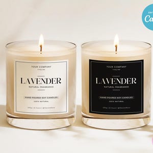 Könnte beinhalten: Zwei Glas-Kerzen mit brennenden Dochten. Die Kerzen tragen Etiketten mit der Aufschrift "LAVENDEL NATÜRLICHER DUFT" und "HANDGEGOSSENE SOJA-KERZEN 100% NATÜRLICH". Die Kerzen wiegen 150g und brennen 21 Stunden lang.