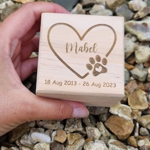 Personalised pet memorial keepsake box, rainbow bridge gift, dog, cat, small animal memory, loss of pet, custom made, fur, name tag storage