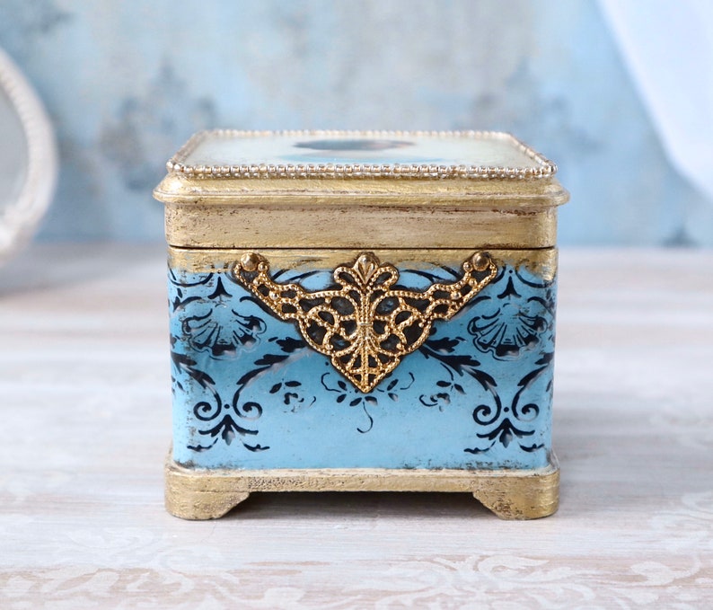 Small blue jewelry box for women vintage style with lady Etsy