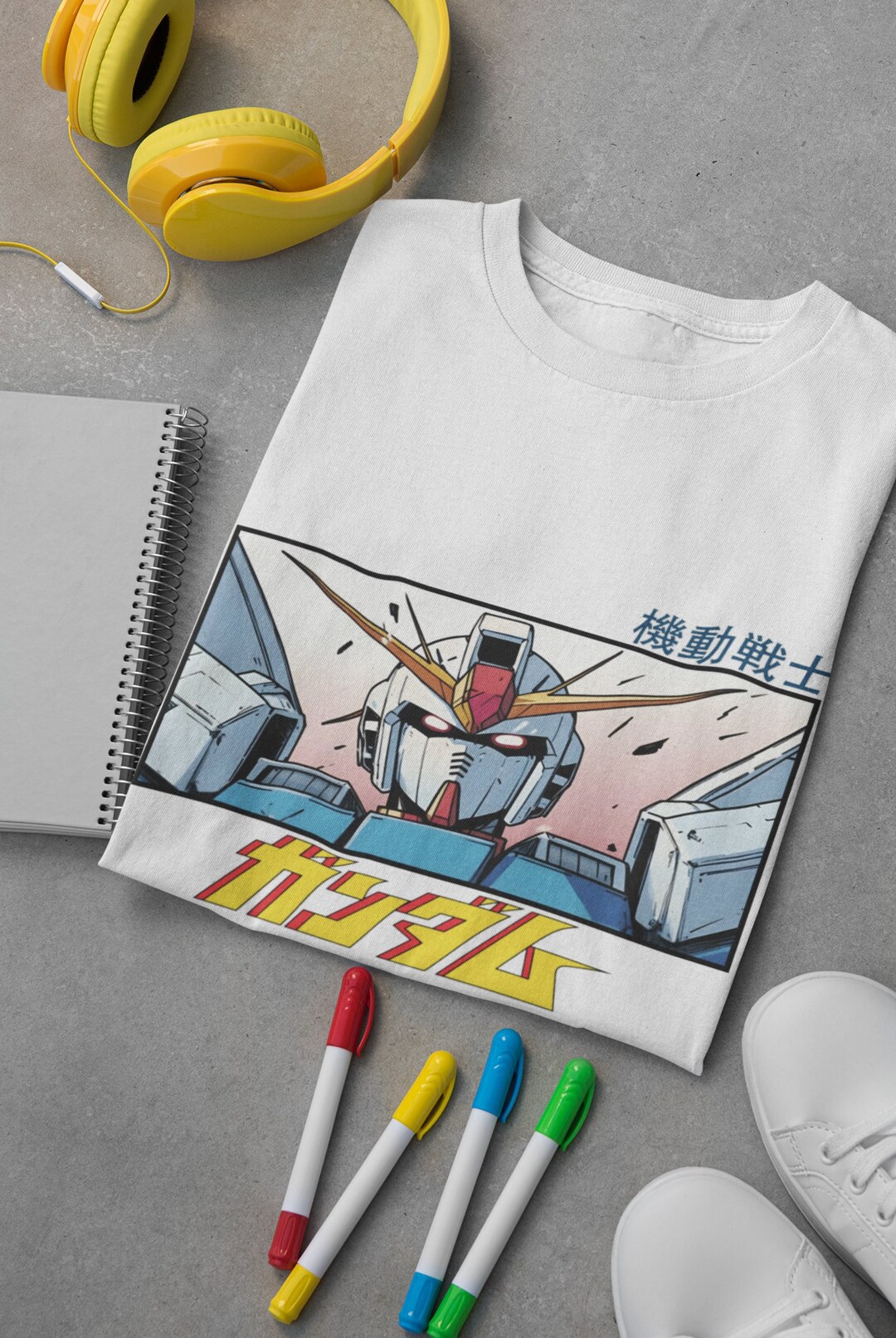 T-shirt Gundam SD Anime Taille XL Noir - Neuf Avec étiquettes, Motif Seau, Avec Porte-clés