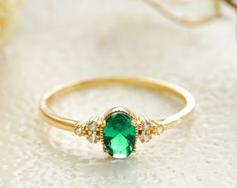 Solid Gold Emerald Ring-Handmade Green Gemstone Ring | Emerald Jewelry for Women | Unique Engagement Ring | Gold Ring for Her | Dainty Ring