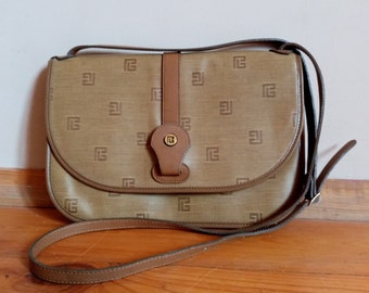 pierre balmain purse