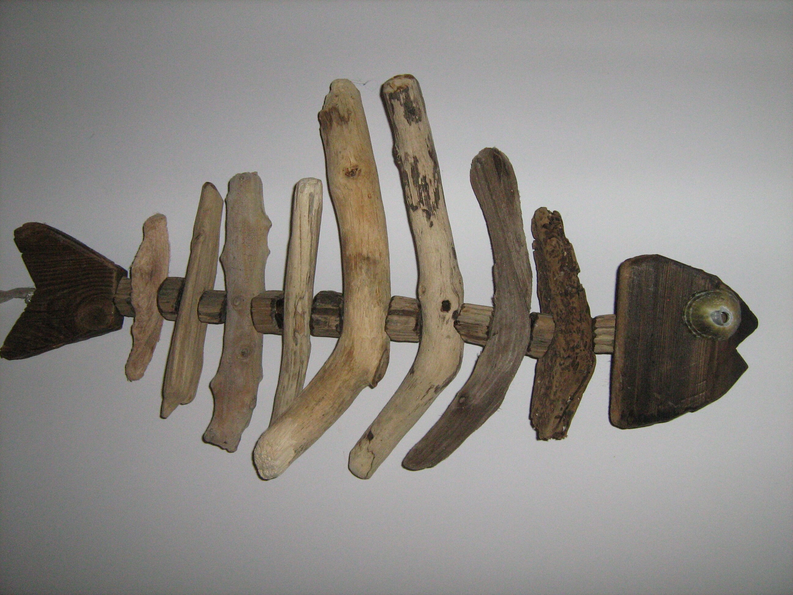 Pared de pescado de madera a la deriva colgando / de la playa | Etsy