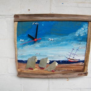 Te vroeg vertrekken: Dalgety Bay-klok, touw en drijfhout: 11 x 9 inch