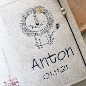 U-booklet cover felt beige lion customizable