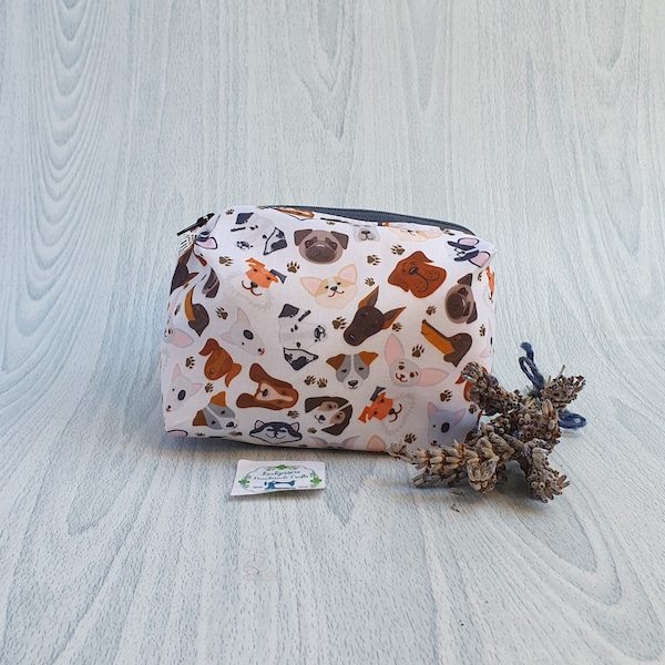 sanitary pad bag, period pads bag, teen period bag, first period bag, teenager girl gift, gift for dog lovers, square cosmetic bag,