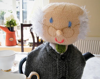 Michael D Higgins, Michael D tea cosy, tea cosy, knitted gift, hand-knitted present, knitted table decor, handknit gift, made in Ireland
