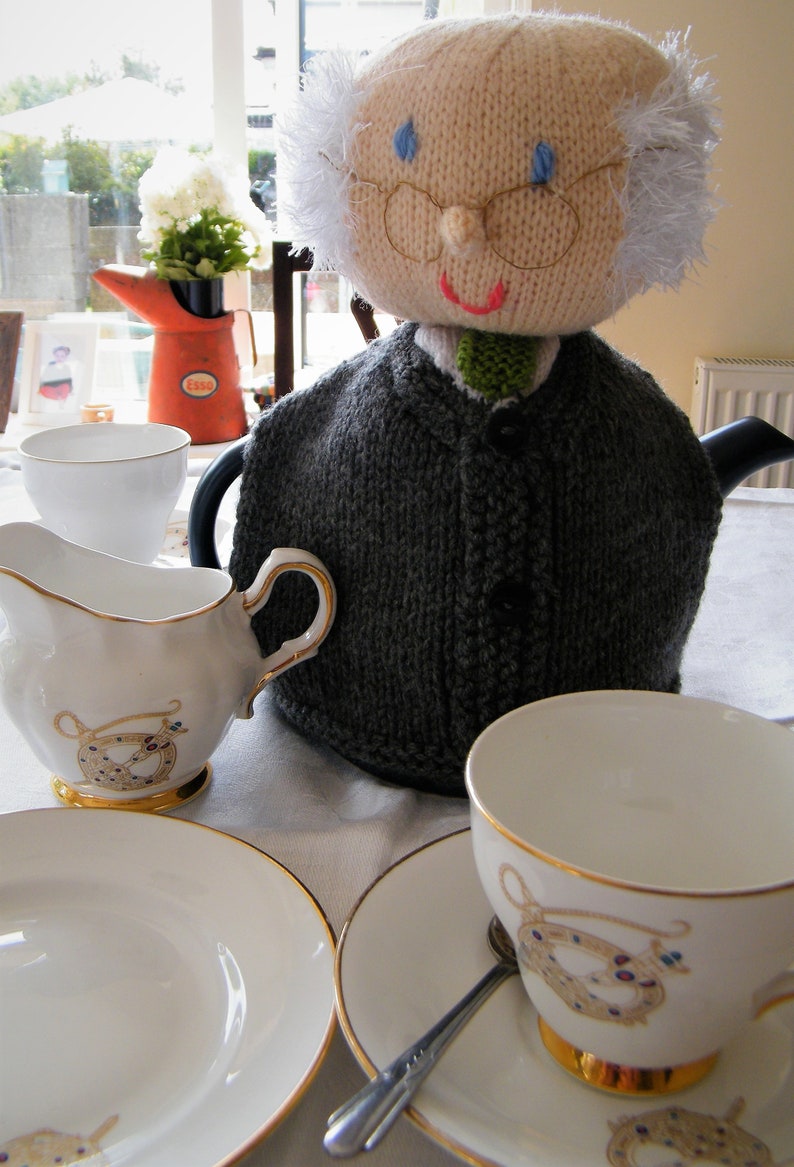 Michael D Higgins, Michael D Teewärmer, Teewärmer, gestricktes Geschenk, handgestricktes Geschenk, gestricktes Tischdekor, handgestricktes Geschenk, hergestellt in Irland Bild 4