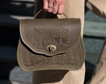 Handmade Leather Crossbody Bag: Vintage-Inspired Embossed Purse