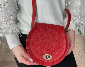 Red Leather Crossbody Bag: Embossed Round Shoulder Purse