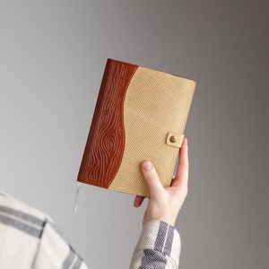 Geprägtes Leder-Journal: Handgemachter Notizbuch-Schutz