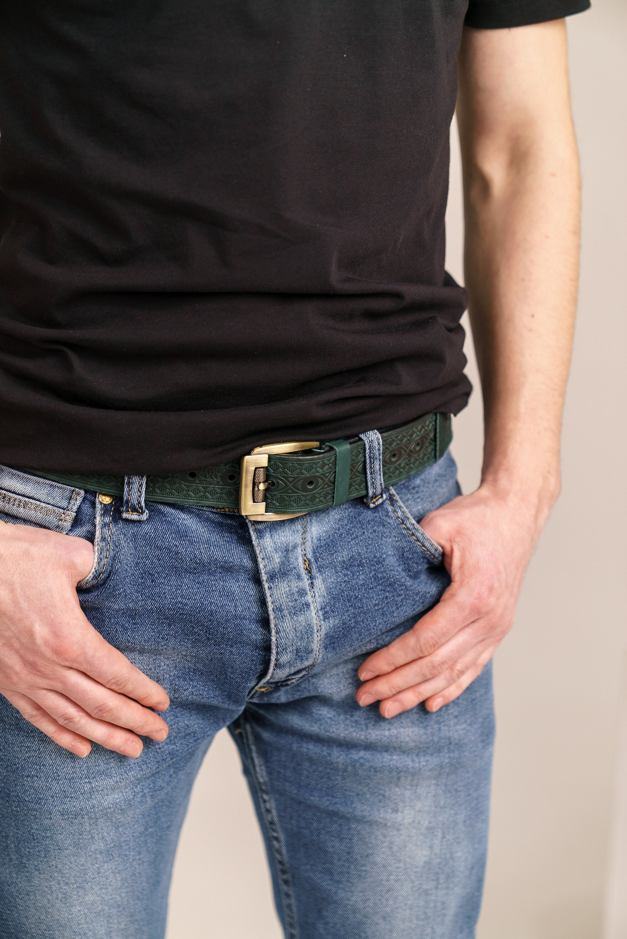 未使用　TOMORROWLAND Dark green leather belt Handmade Dark Green Embossed Leather Belt - Unique Father's