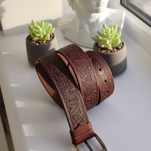 Genuine leather belt, embossed leather belt, leather belt, unique belt, womens belt,Leather belt,Handmade Personalized Belt image 2