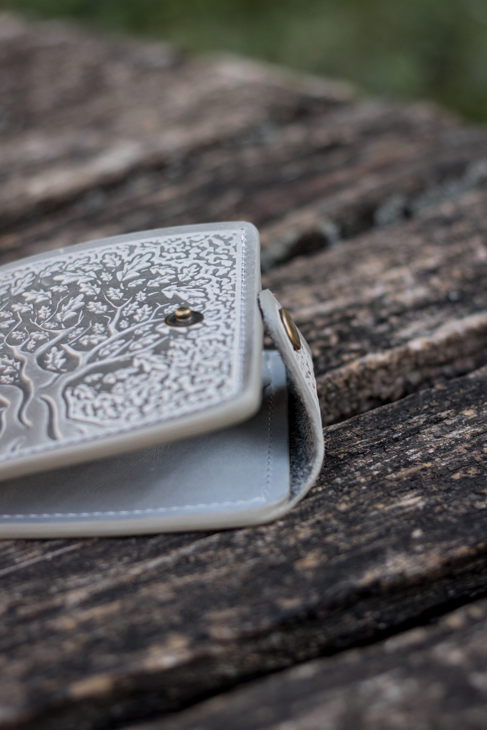 Wallet Tree Personalized Leather Bifold Wallet: Embossed Tree Design - Etsy