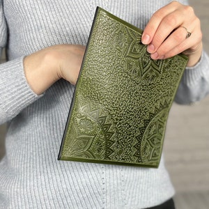 Cartera larga para mujer, Cartera de piel de oliva, Cartera de piel suave, Cartera con monedero, Cartera de mano, Cartera fina imagen 2
