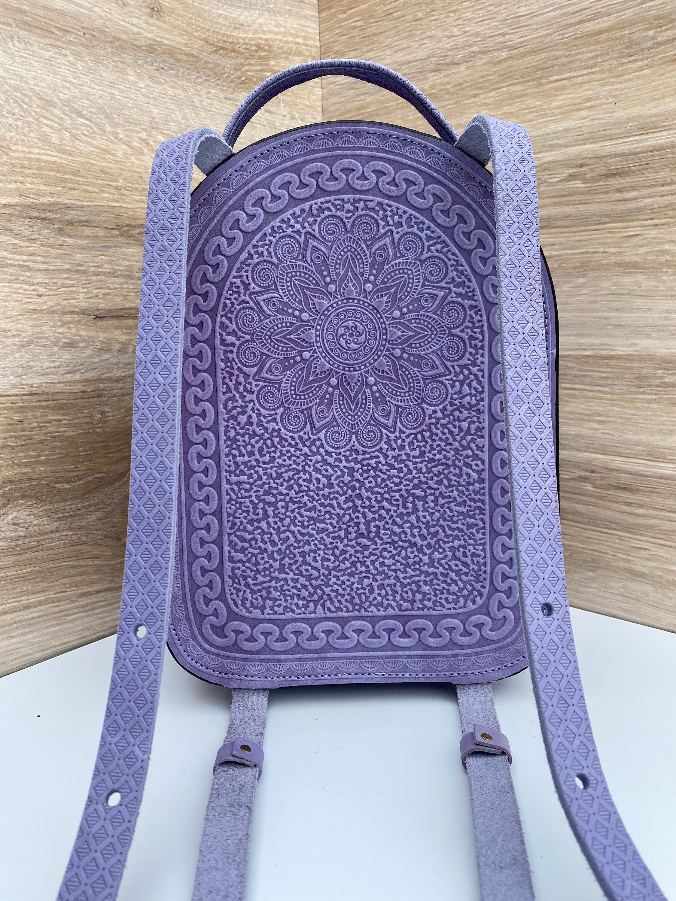 Lavender Leather Backpack: Women display picture 2