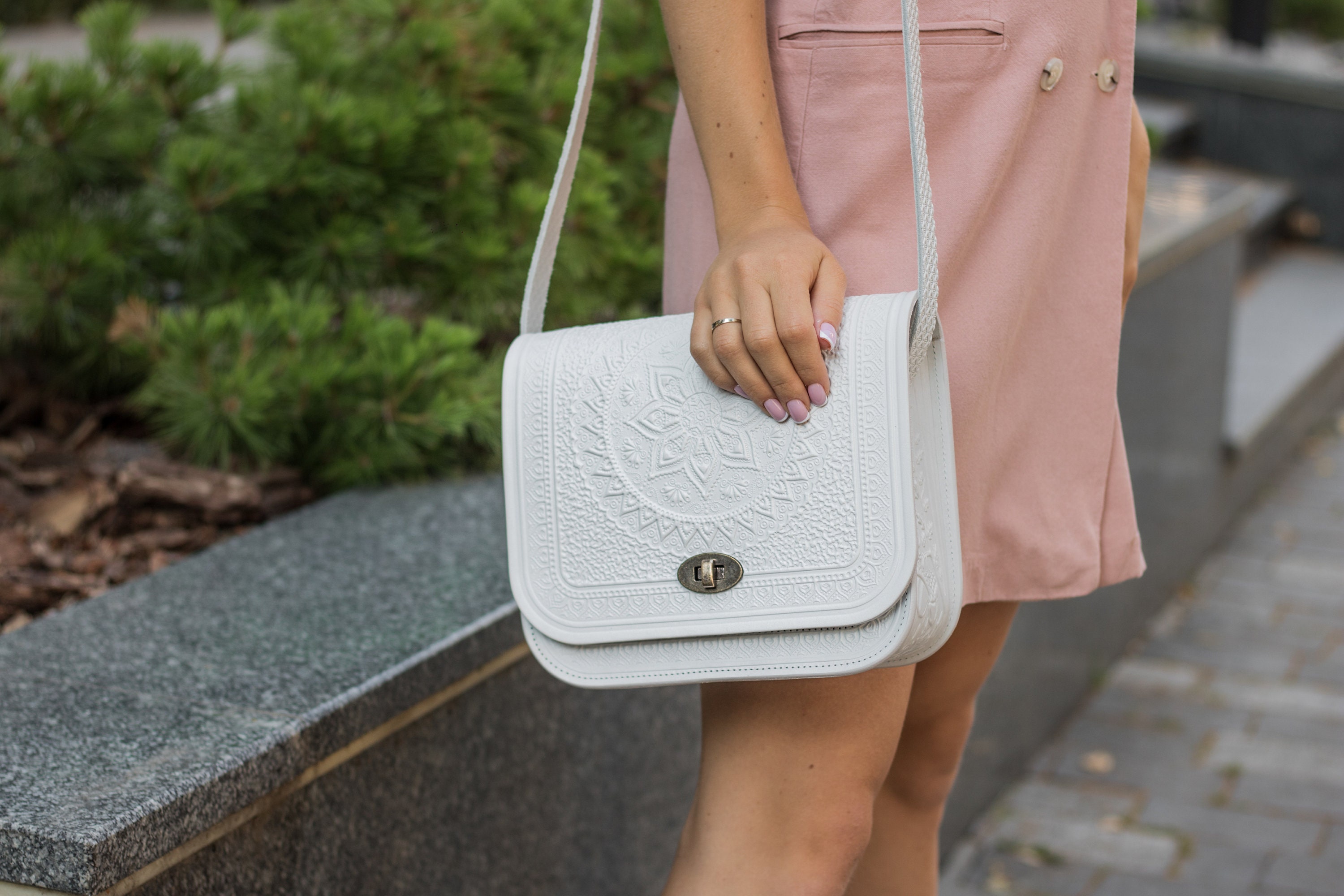 coach Ivory & Beige Purse