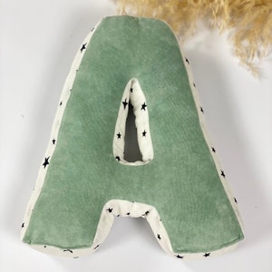 Almofada com letras monograma, almofada inicial para presente, almofada monograma para berçário infantil, presente para chá de bebê