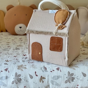 Adorable Doll House Suitcase With Handles | Cotton Muslin Doll House With Bed | Puppenhaus Mit Bett | Puppenhauskoffer | Dolls House