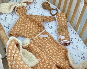 Baby comforter bunny, muslin baby comforter blanket, muslin animal lovey, baby shower gift, new baby gift, baby blanket and baby swaddle