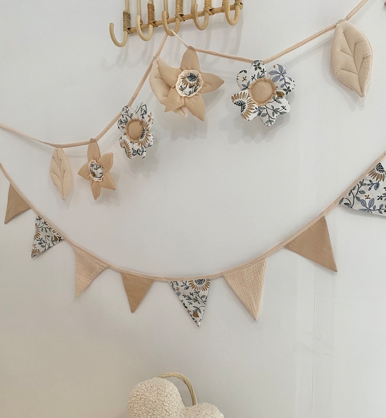 Boho katoenen mousseline slinger, Kids slinger vlag, kinderkamer slinger bloemen, wand decor, kinderkamer Bunting, Scandi kinderkamer decor, Fag banner afbeelding 1