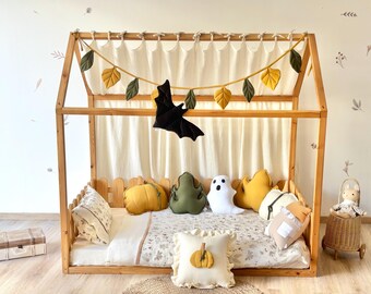 Muslin Canopy: Kids Reading Nook, Playroom Decor Halloween