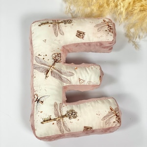 Almofada com letras monograma, almofada inicial para presente, almofada monograma para berçário infantil, presente para chá de bebê