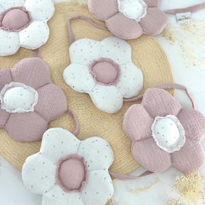 Ghirlanda di mussola di cotone boho, ghirlanda per bambini, ghirlanda di fiori per cameretta dei bambini, decorazioni da parete, bandierine per cameretta dei bambini, decorazioni scandinave per cameretta dei bambini, striscione per gay
