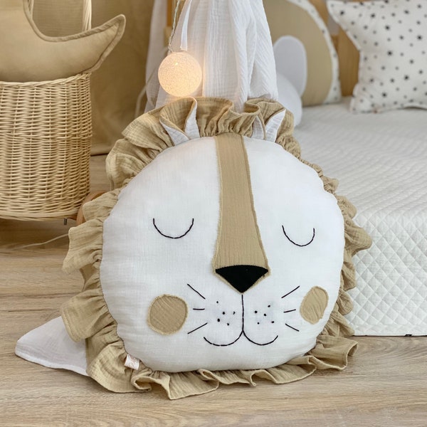 Oreiller décoratif en forme de lion pour enfants, coussin décoratif pour chambre d'enfants, lion, tête de lion pour chambre d'enfant, cousu main, style nordique, coussin en forme de lion